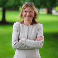 Ann Kirschner headshot 2022